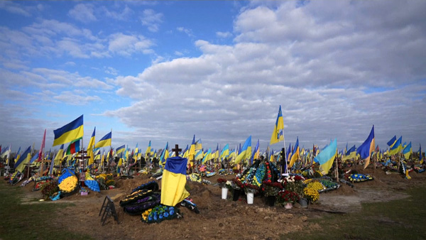 우크라 대통령실 "전사한 우크라 병사, 최대 1만 3천 명"