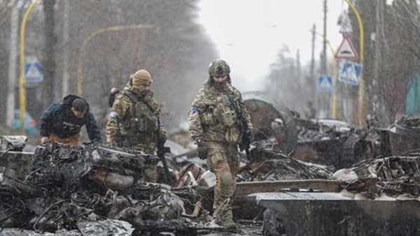 러 독립매체 "우크라이나 전쟁 러시아군 사망자 1만 명 넘어"