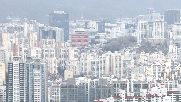 "기존 집 안 팔린다"‥지난달 아파트 입주율 63%로 하락