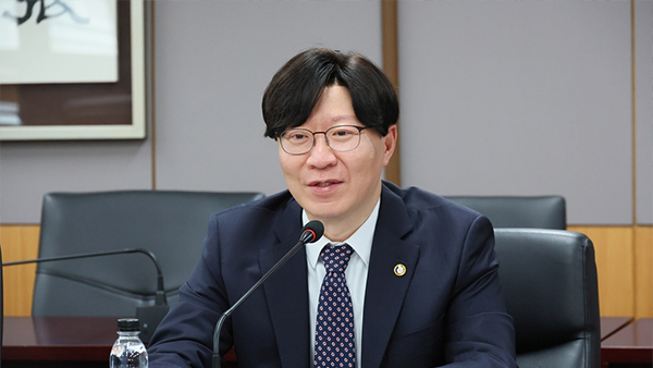 금융위 "주가조작 사태 신속히 조사‥CFD 제도 개선 착수"