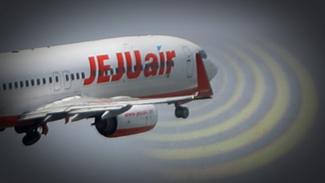 제주항공 항공기서 또 승객 '출입문 개방' 시도