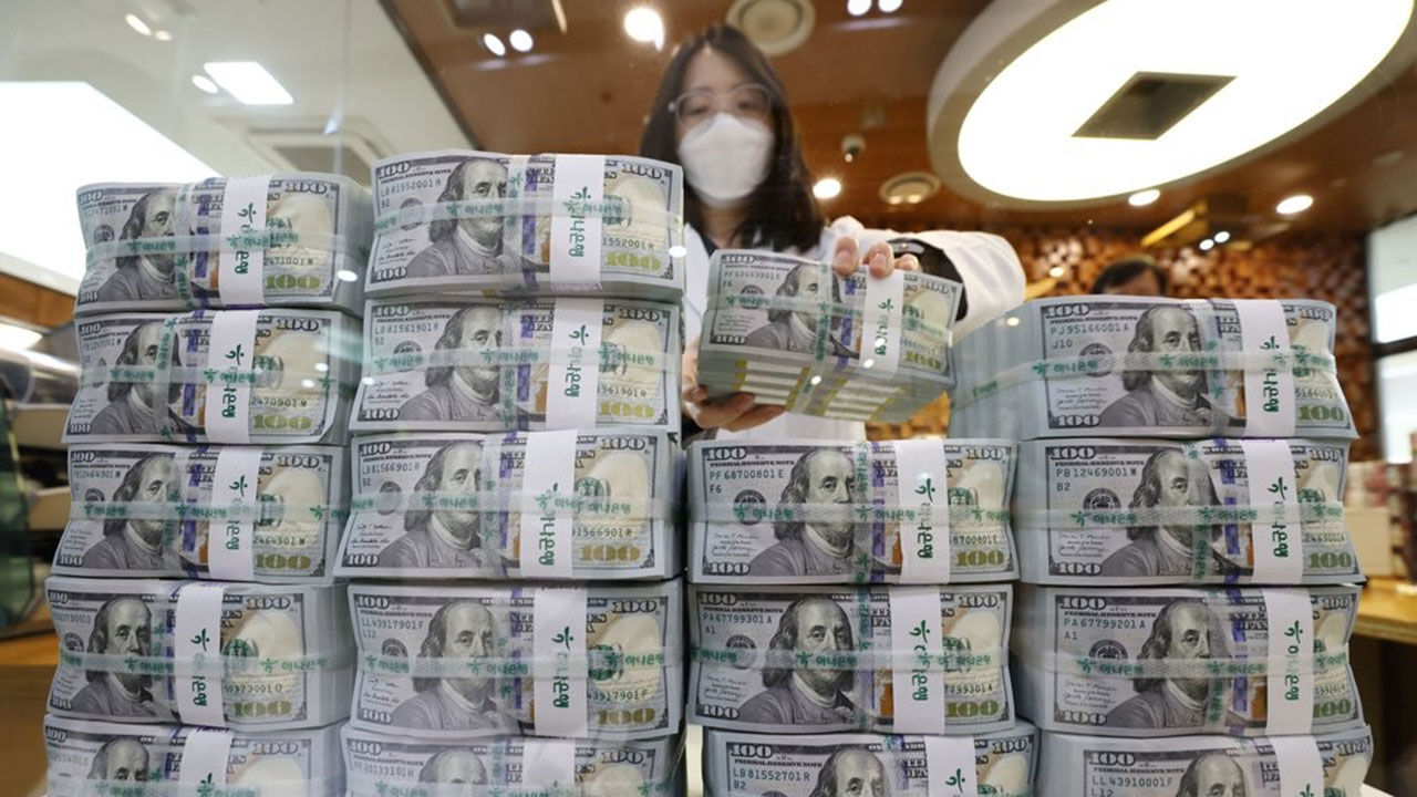 달러 강세·환율방어에 외환보유액 두 달째 줄어‥ 9월 42억 달러↓