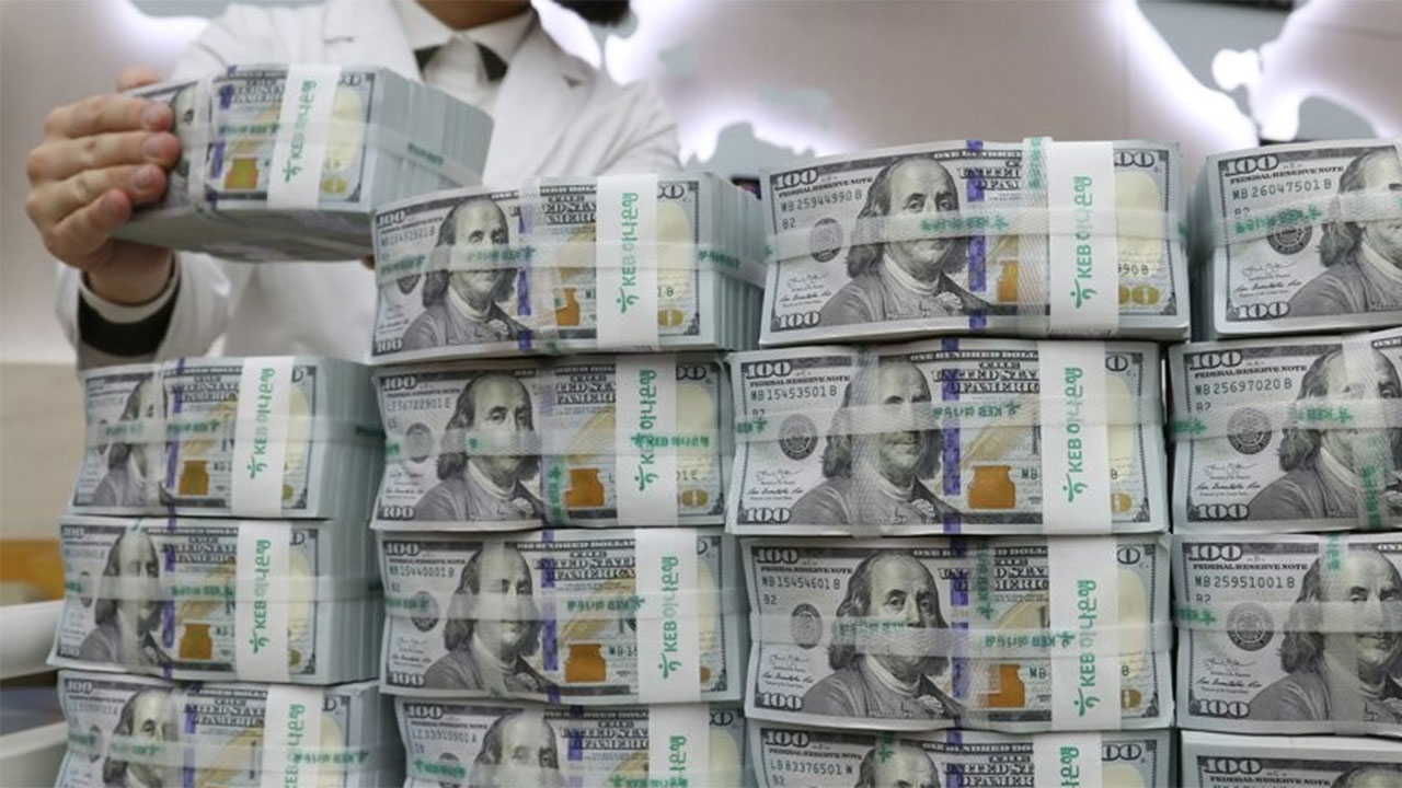 10월 외환보유액 12억4천만달러↓‥석 달째 감소