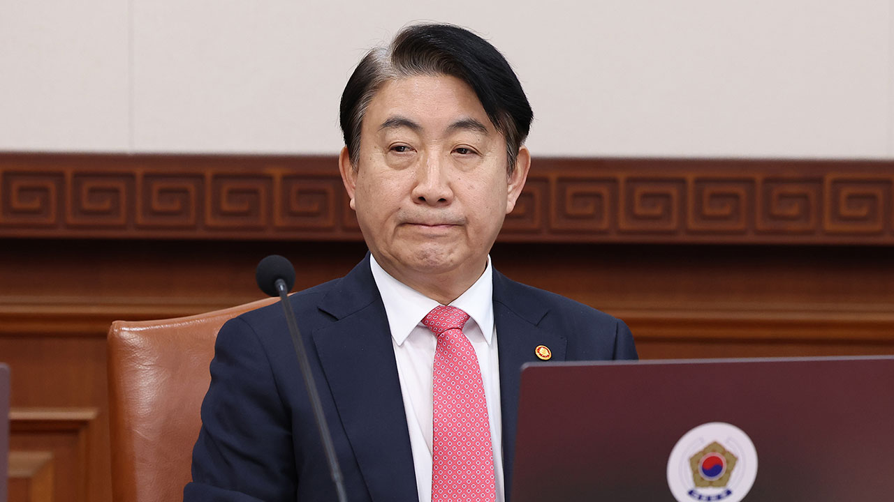 이동관 방통위원장, 탄핵안 처리 전 사의 표명