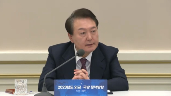 윤 대통령, 日 반격개념 명시에 "미사일 날아오는데 누가 뭐라고 하겠나"