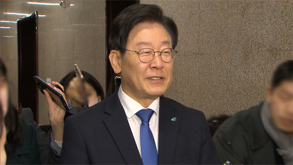 이재명, 방북용 대북송금 의혹에 "검찰 신작 소설"