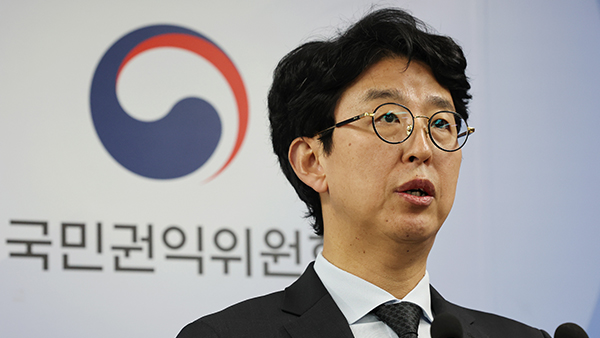 권익위 사무처장 사의 표명‥文정부 임명 정무직 전현희만 남아