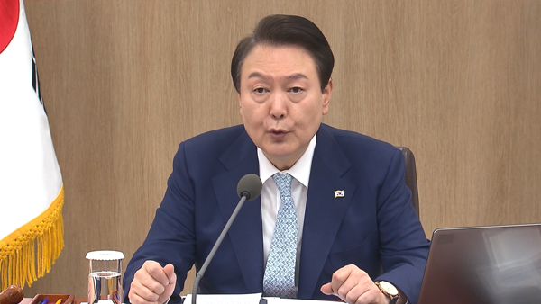 라이브스코어 바카라사이트 두고 윤 대통령 "재의 요구" 이재명 "민생 1호 법안"