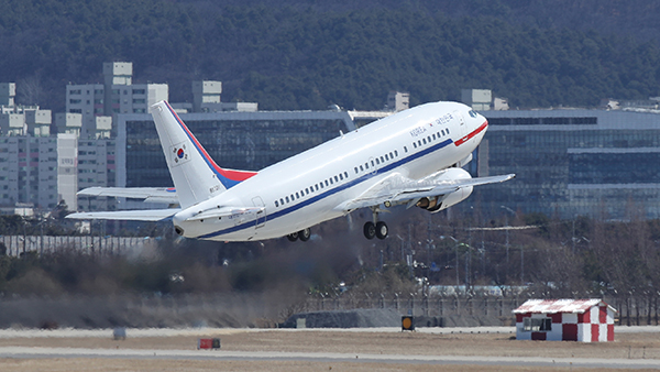 대통령 전용 '공군 2호기' 구매 대신 임차 결정