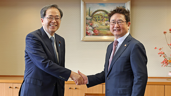 박보균 "한일 윈윈관계 될 수 있어"…사이토 "尹, 방일 회담 감동"