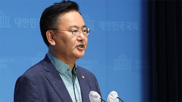 국정원 "북한 식량난에 아사자 예년 3배‥자살도 작년보다 40%↑"