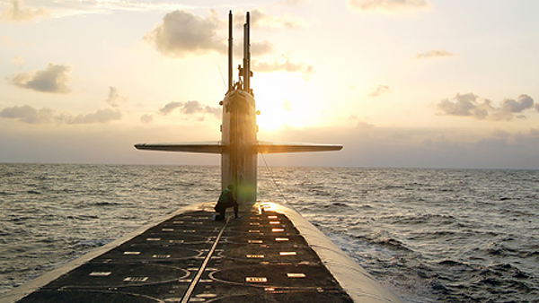 미 핵 추진 잠수함 6년 만에 방한‥'전략' 핵잠 온다더니?