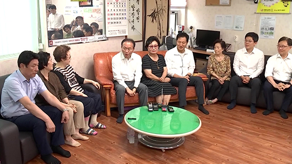 윤재옥, 무더위쉼터 찾아 "전국 경로당에 냉방비 10만원 특별지원"