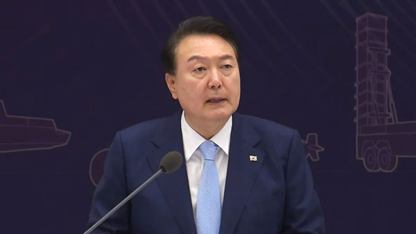 윤 대통령 "군 전력 증강 조정‥북핵 억제·대응 능력 최우선 구축"