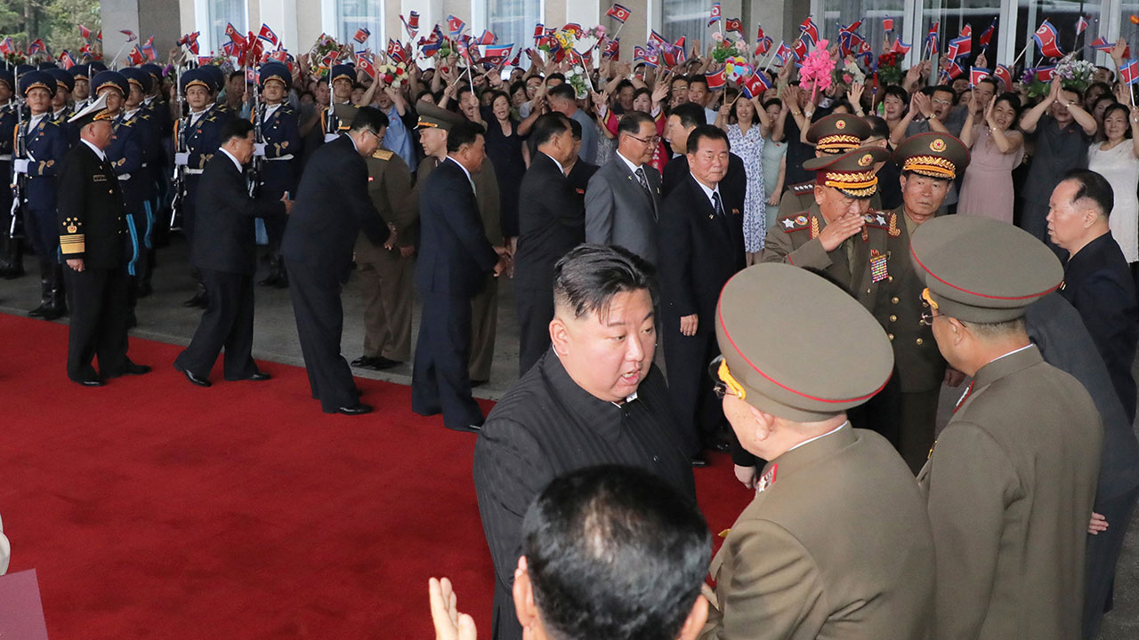 북한, 김정은 방러 출발 보도‥리병철·박정천 등 군부실세 수행