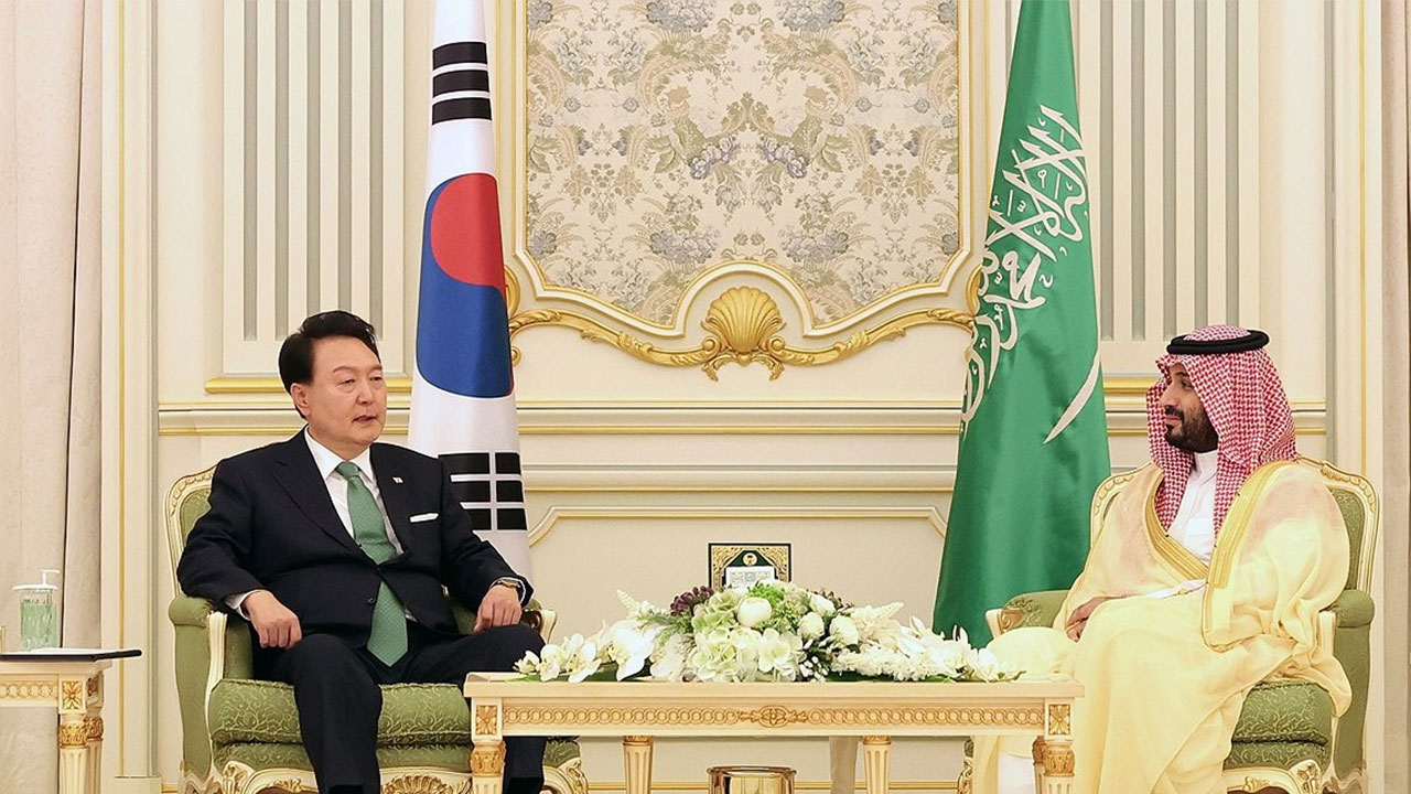 윤 대통령-빈살만, 43년만의 공동성명 "수소경제 등 상호투자 적극 확대"