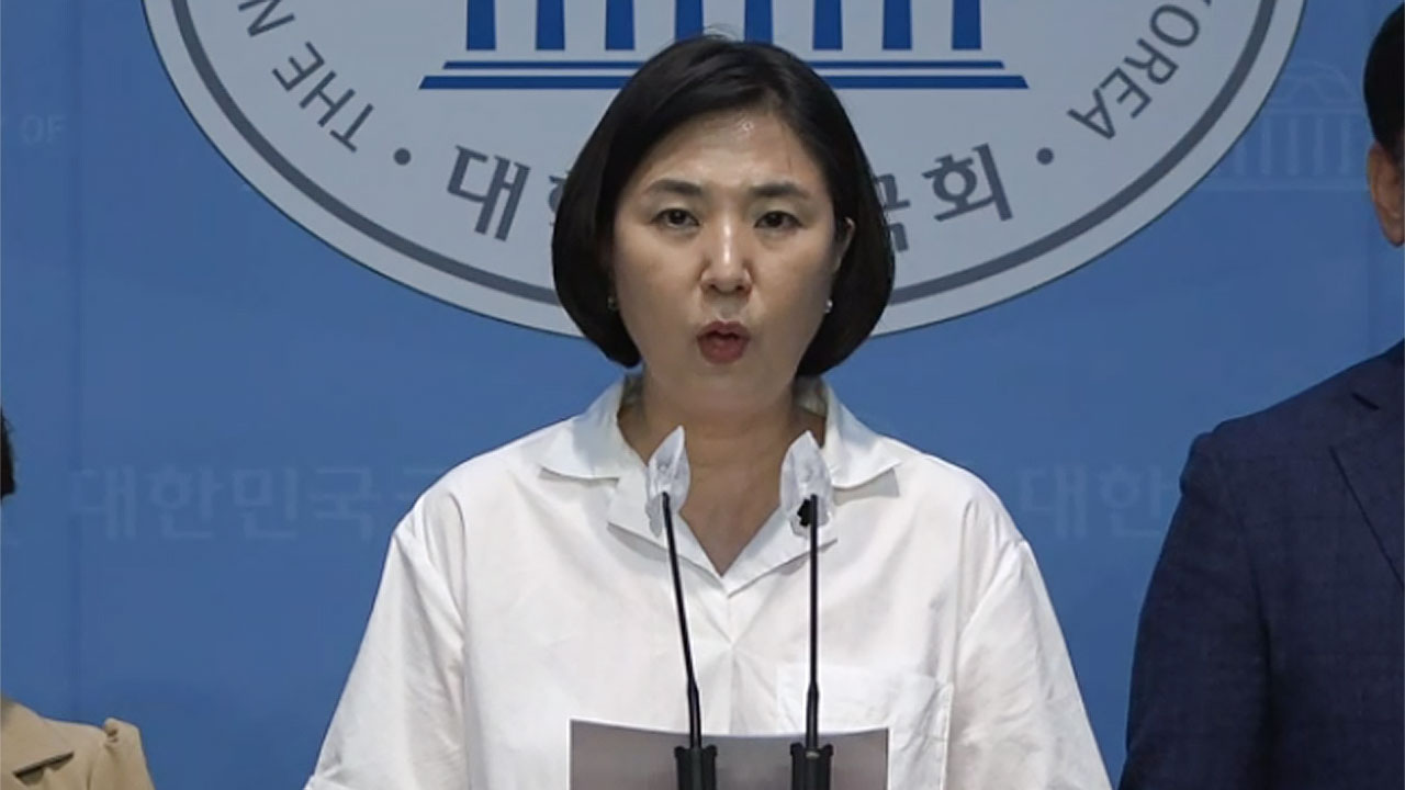 최강욱 '암컷 발언' 옹호 민주연구원 부원장 "심려끼쳐 죄송" 