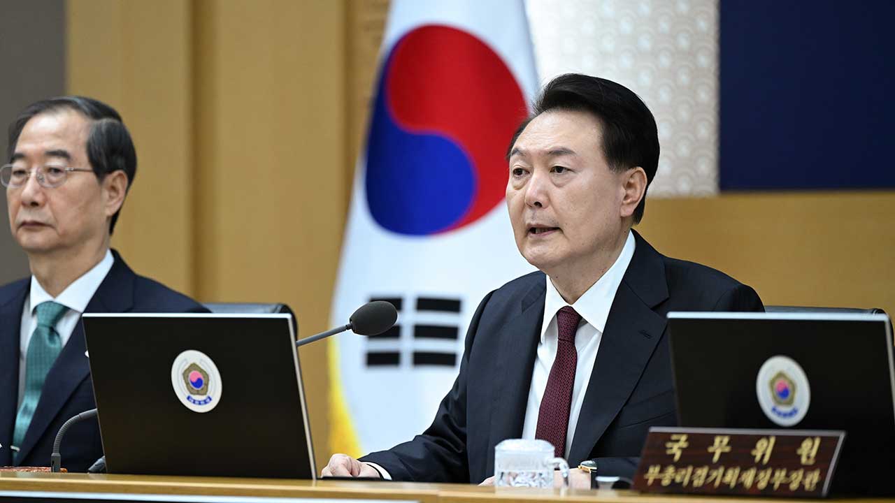 윤 대통령 "저출산 대책, 그동안과는 다른 차원 고민해야"