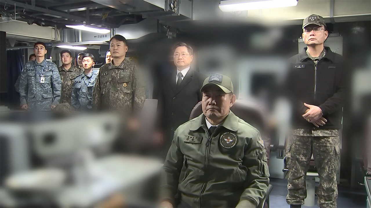 천안함 찾은 신원식 국방장관 "적 도발시 수장해 복수"