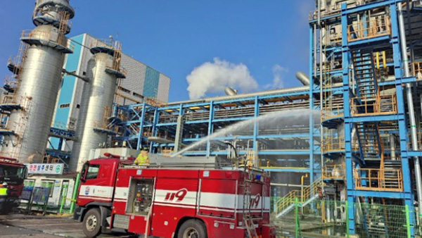 태안화력서 불길‥소방 "불길 잡았고 인명피해 없어"