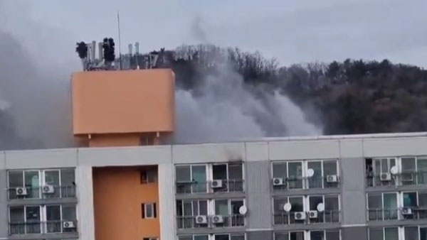 인천 연수구 15층 아파트서 불‥4명 부상·1백명 대피 