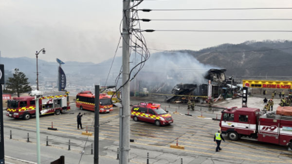 충북 충주 '설 휴무' 중이던 식당서 불‥인명피해 없어