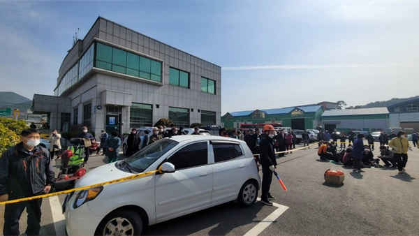 [속보] 순창 모 농협서 화물트럭이 투표 인파와 충돌‥15명 사상