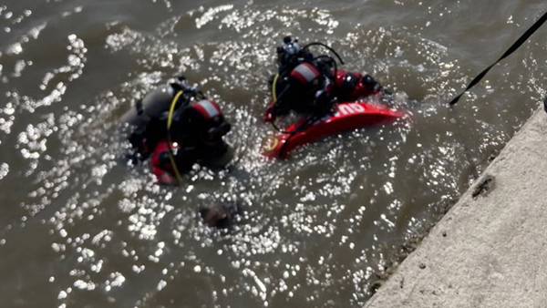 인천 강화군 선착장서 승용차 바다로 추락‥50대 숨져