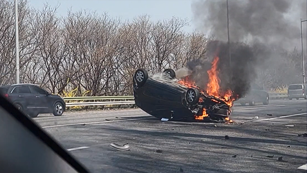 올림픽대로 반포대교 부근서 차량화재‥인명피해 없어