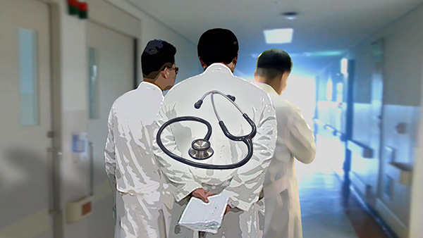 "한국 의사, 진료건수는 많고 시간은 짧아"