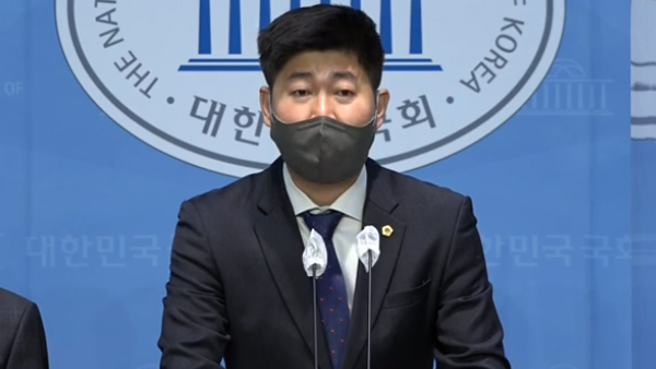 민주당, '성비위 의혹' 정진술 서울시의원 제명‥30일 시의회 윤리특위 출석