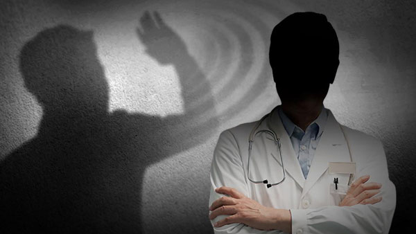 의협, 소주병으로 전공의 폭행한 대학병원 교수 윤리위 회부 