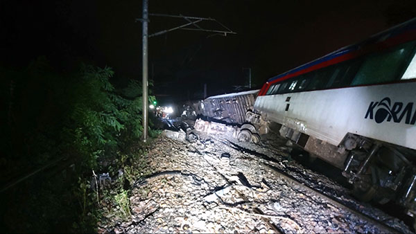 한국철도공사, 내일도 일반열차 운행 중지‥KTX는 일부 제한 