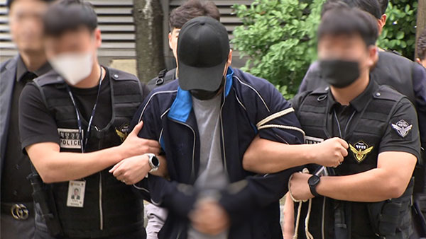 아내 바다에 빠트리고 돌 던져 살해한 남편 구속기소