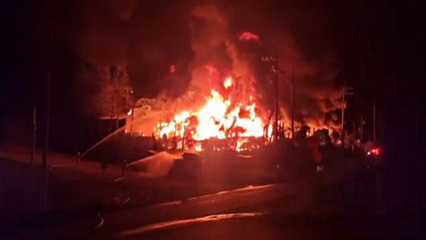 경기 용인 자원순환시설서 불‥7시간 만에 큰 불길 잡아