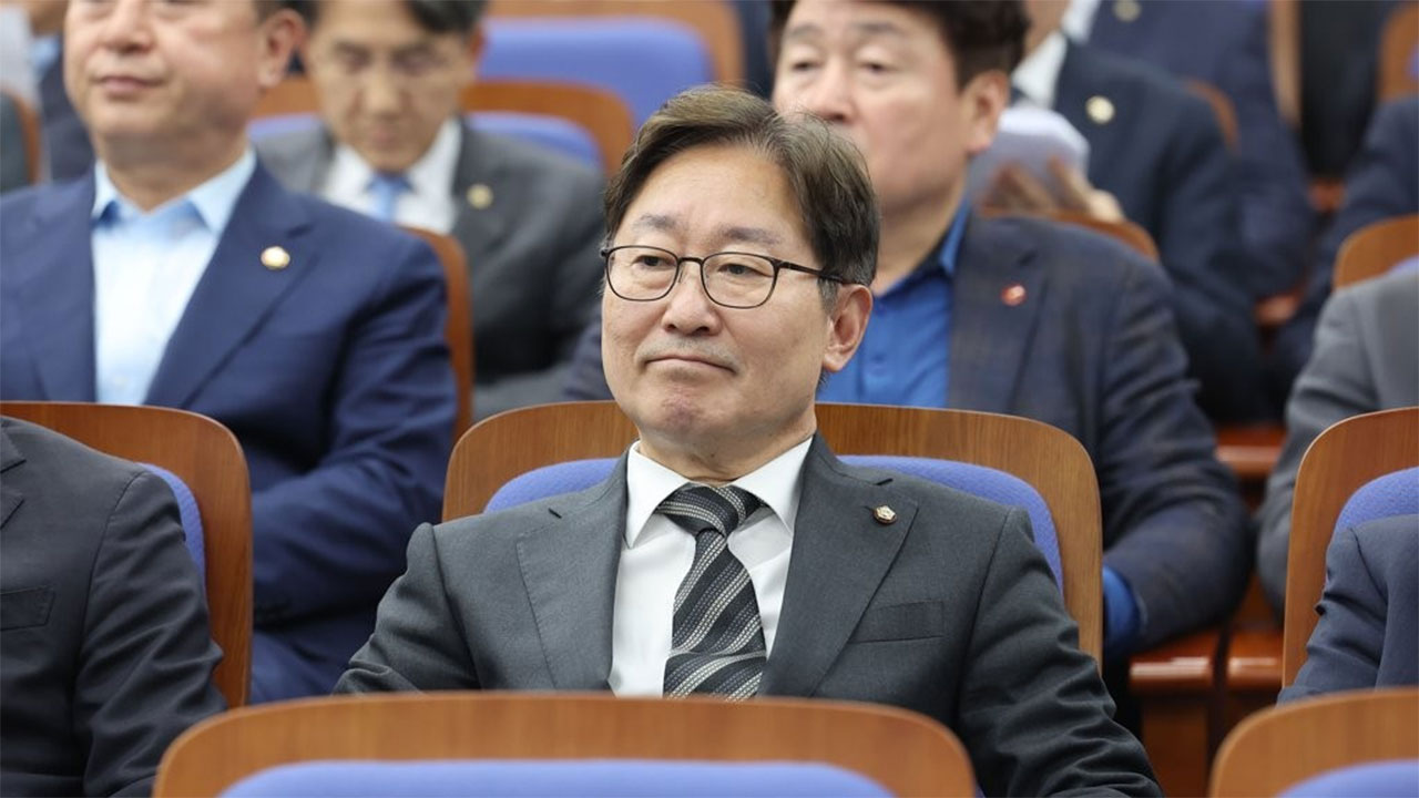 연휴에 뉴욕 간 한동훈, 수행단 끌고 다닌 박범계 [서초동M본부]