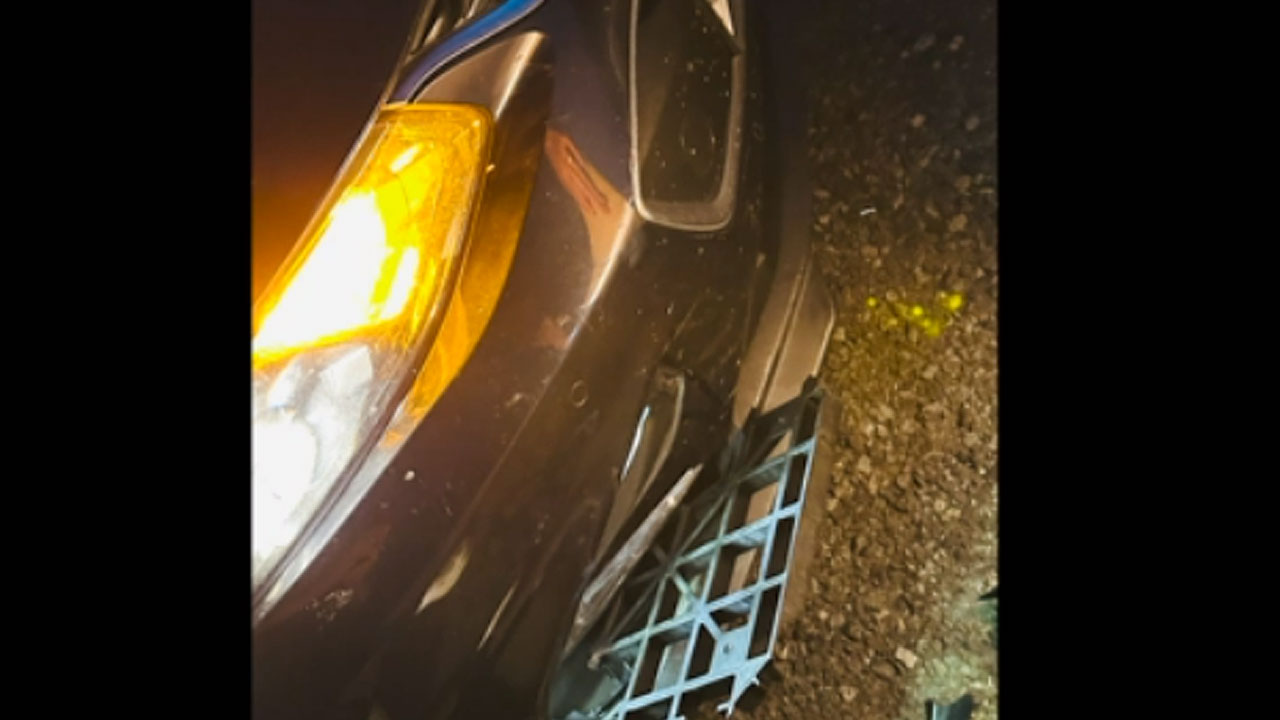 동해고속도로 달리던 화물차에서 팔레트 떨어져‥차량 5대 파손