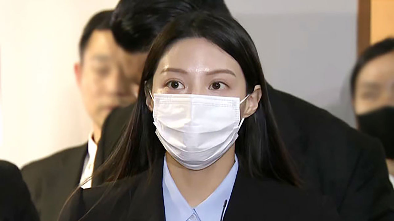 조민 "활동내용과 다른 자료 낸 것 인정‥입장 바꾼것 아냐"