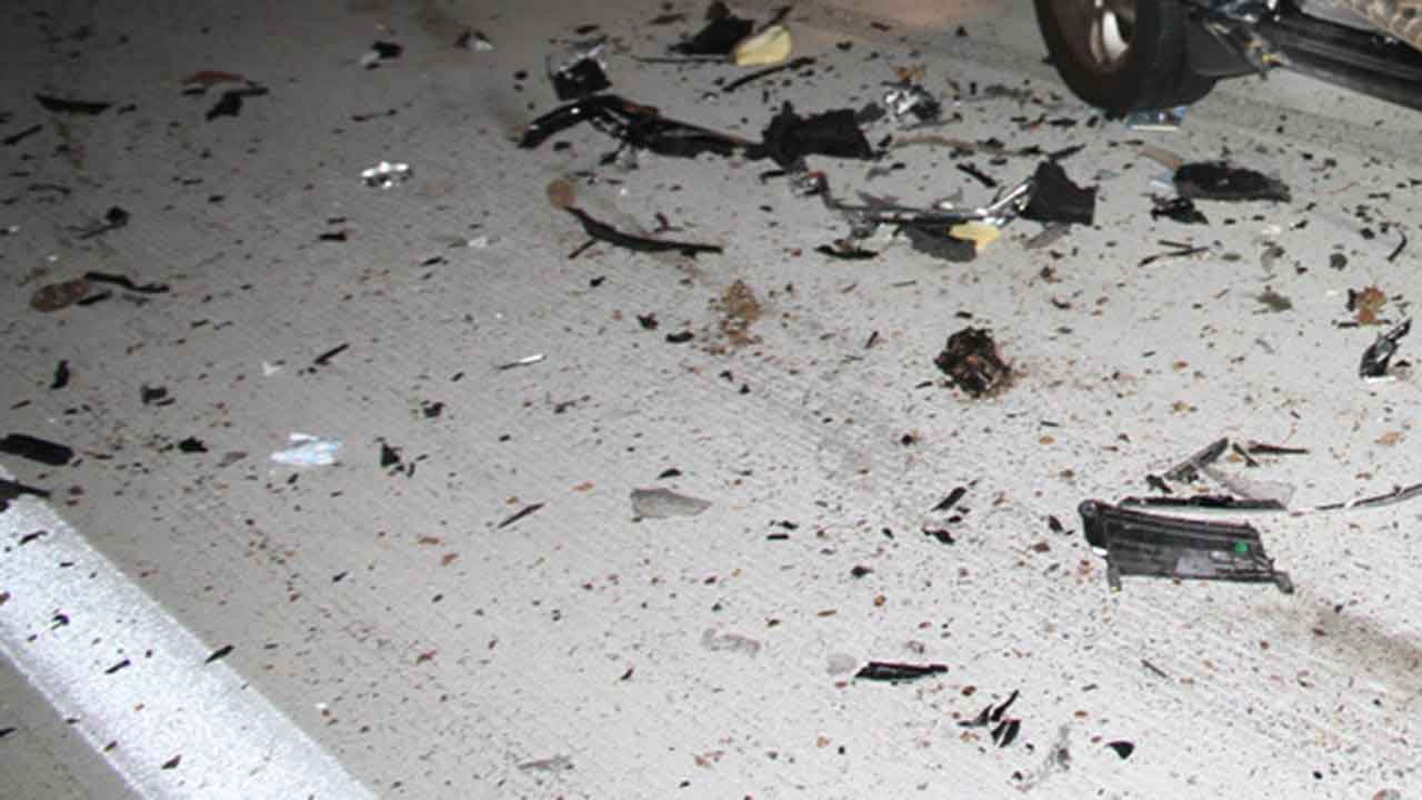 경기 용인 영동고속도로서 SUV가 승용차 들이받은 뒤 화재‥다친 사람 없어