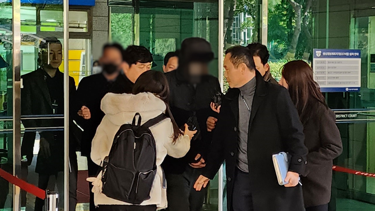 법원 환자 두 명 살해 혐의 요양병원장 구속영장 기각