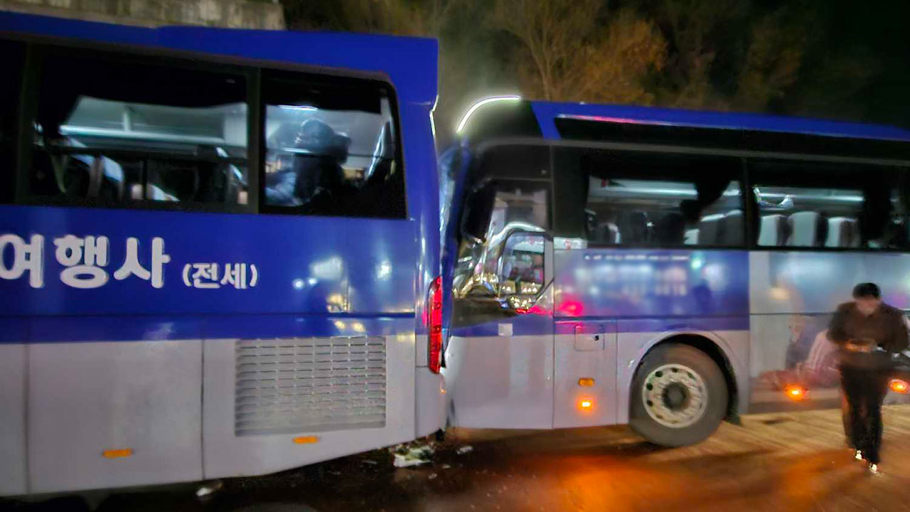 강원 홍천서 리조트 통근버스끼리 추돌‥27명 다쳐