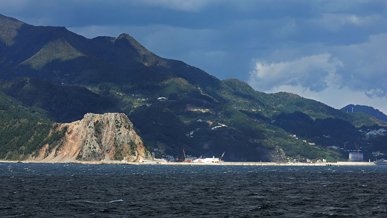 울릉도 터널서 차량 충돌1명 사망2명 부상