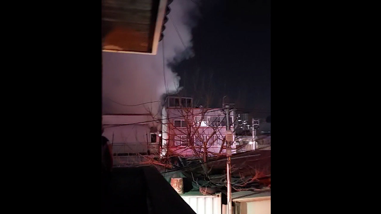 경남 양산 단독주택서 화재‥다친 사람 없어