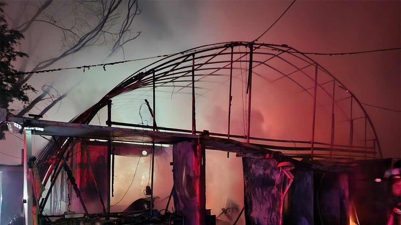 경기 고양 주거용 비닐하우스에서 불‥50대 거주자 사망