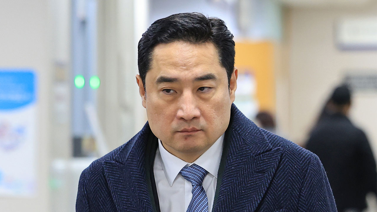 '도도맘'에 허위 고소 종용 혐의 강용석 변호사 징역형