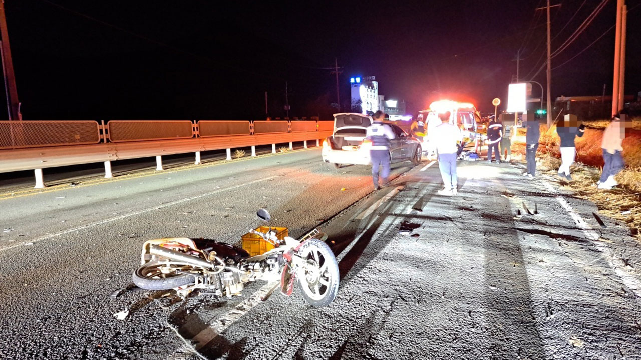 역주행하던 70대 오토바이 운전자, 마주 오던 차량에 충돌해 숨져