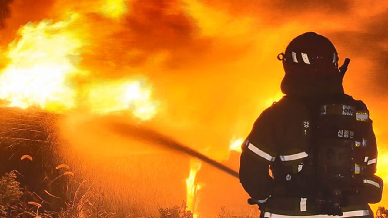 인천 중구 운남동 4층 빌라 화재‥주민 6명 대피