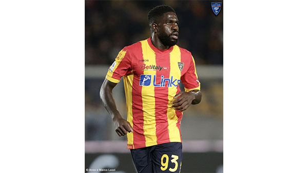 인종차별 구호에 이탈리아 프로축구 수비수 눈물 흘리며 퇴장