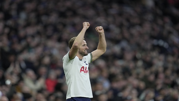 '손흥민 84분' 토트넘, 맨시티 제압..케인은 구단 최다골 신기록