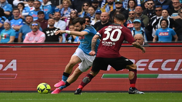 나폴리, 우승 조기 확정 실패‥살레르니타나 전 1-1 무